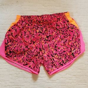 Nike girls Dri-fit running shorts size large
